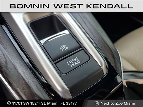 Used 2018 Honda Clarity Touring image 18