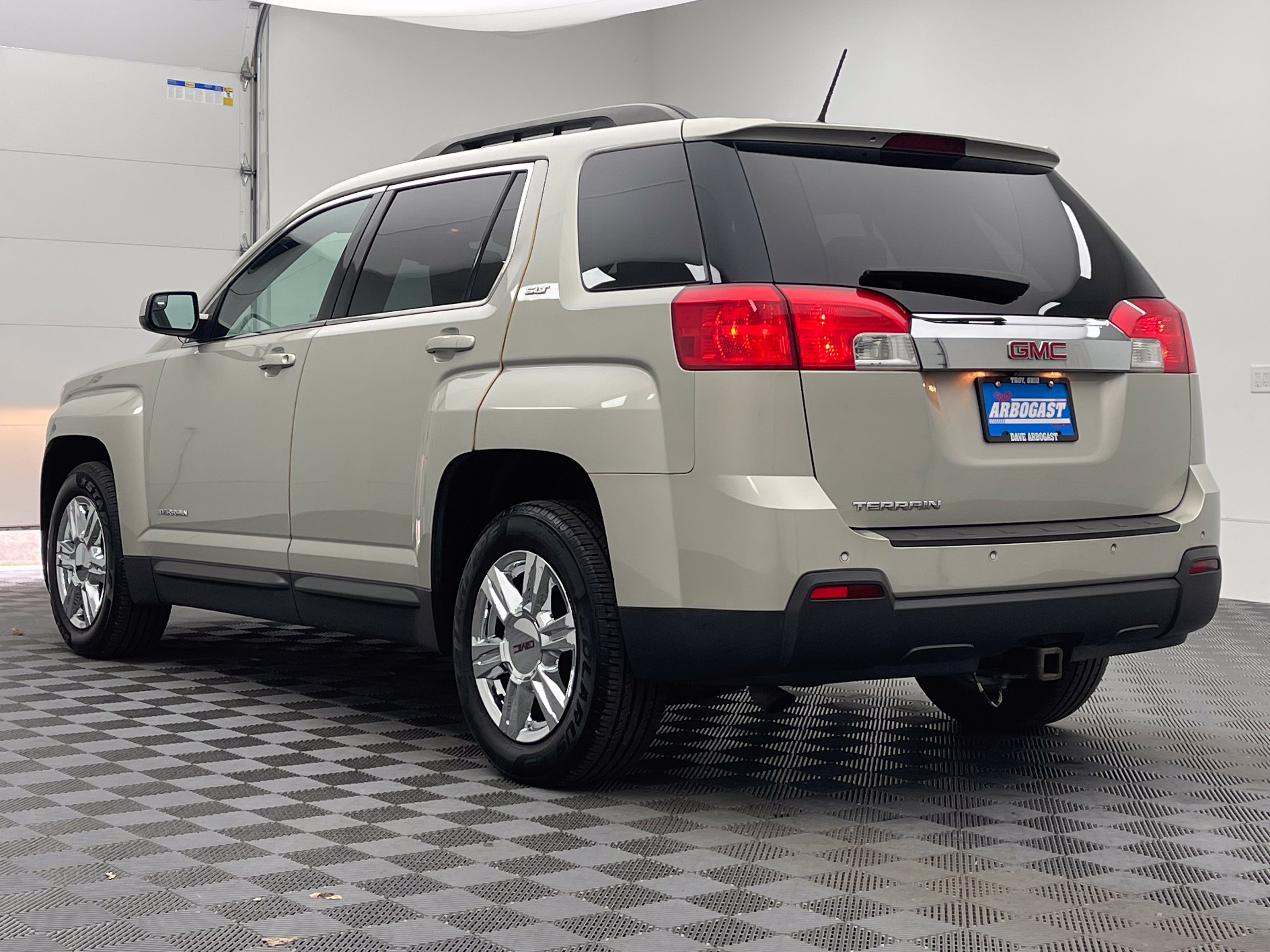 Used 2014 GMC Terrain SLT w/ Safety Package FWD image 11