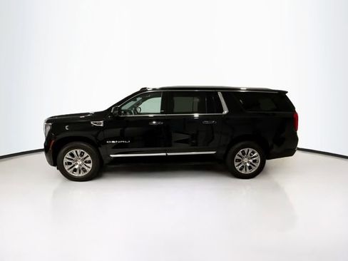 Certified 2025 GMC Yukon XL Denali image 4