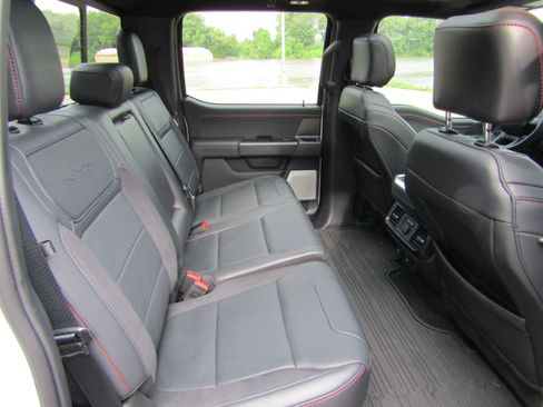 Used 2025 Ford F150 Raptor AWD/4WD image 15