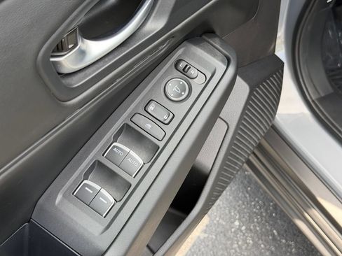 Used 2025 Honda Accord SE image 13