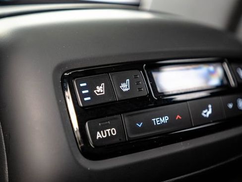 Certified 2025 Hyundai Palisade SEL FWD image 36