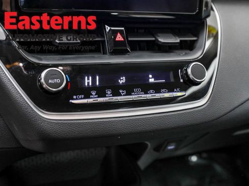 Used 2024 Toyota Corolla LE image 18