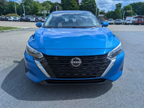 Used 2024 Nissan Sentra SV FWD image 8