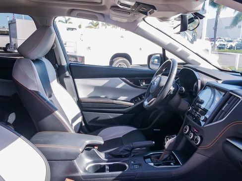 Used 2019 Subaru Crosstrek 2.0i Limited w/ Moonroof Package w/Navigation image 16