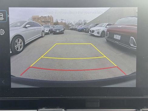 Used 2024 Hyundai Kona SEL image 26