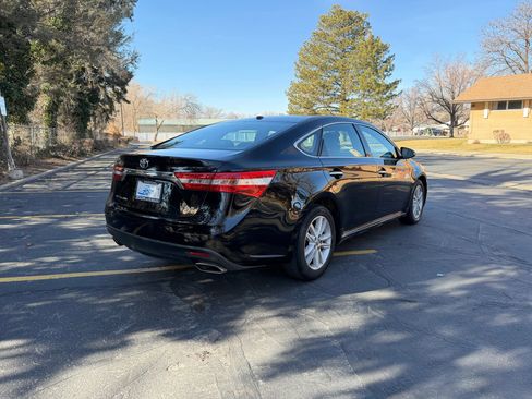 Used 2015 Toyota Avalon XLE image 10
