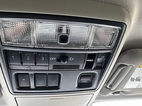 Used 2016 Toyota 4Runner SR5 image 26