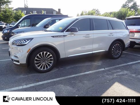 Used 2022 Lincoln Aviator Reserve w/ Equipment Group 201A RWD image 4