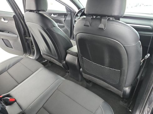 Used 2023 Kia Forte GT-Line FWD image 11