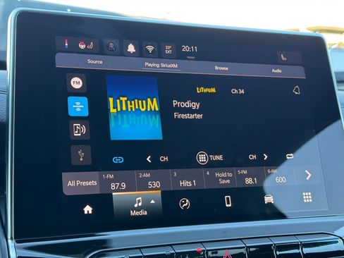 New 2026 Jeep Compass Latitude AWD/4WD image 16