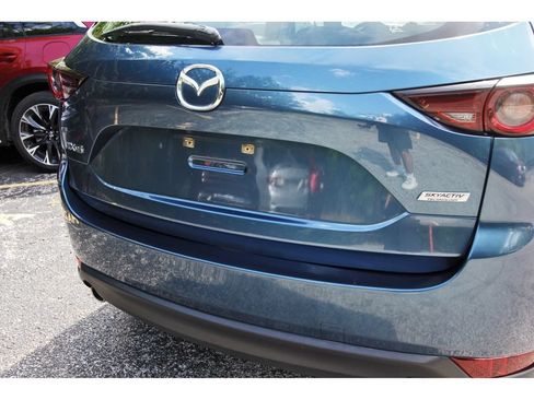 Used 2019 MAZDA CX-5 Sport FWD image 5