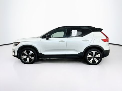 Used 2023 Volvo XC40 Recharge Plus AWD/4WD image 4