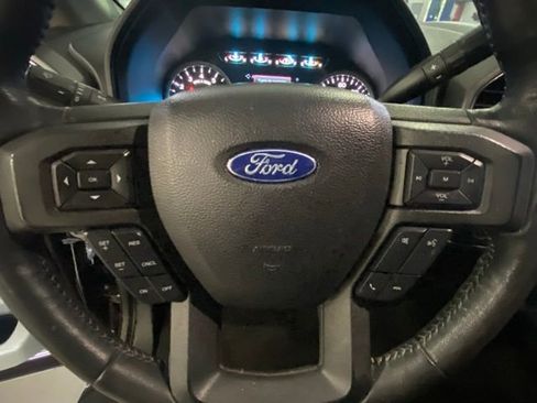 Used 2019 Ford F150 XLT w/ Equipment Group 302A Luxury image 18