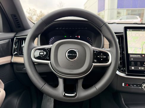 New 2026 Volvo XC90 B6 Plus w/ Protection Package Premier image 15