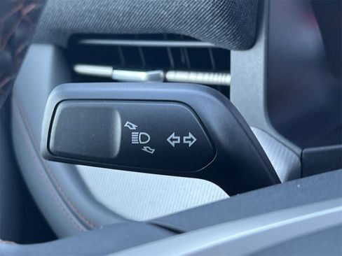 New 2025 Ford Explorer Active w/ Active Comfort Package image 11