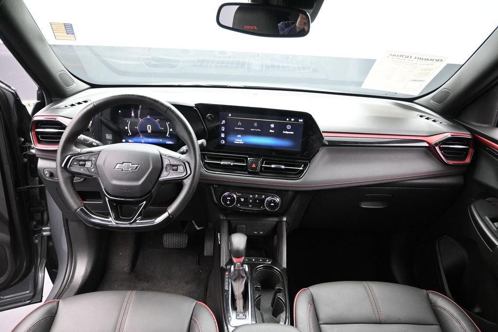 Used 2024 Chevrolet TrailBlazer RS w/ Convenience Package FWD image 17