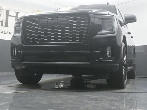 Used 2023 GMC Yukon XL Denali AWD/4WD image 58