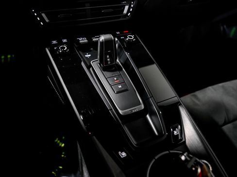 Used 2024 Porsche 911 Dakar image 19