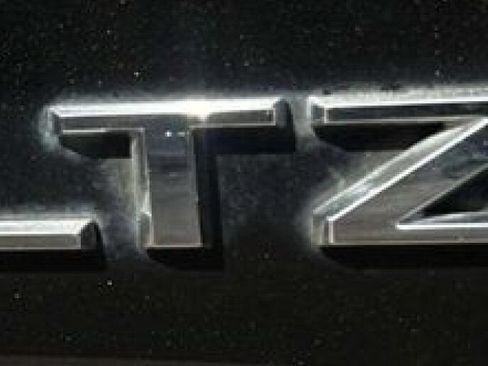 Used 2019 Chevrolet Silverado 1500 LTZ w/ LTZ Plus Package AWD/4WD image 23