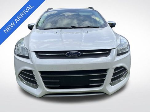 Used 2016 Ford Escape SE w/ SE Chrome Package FWD image 7