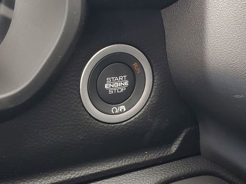 New 2026 RAM 1500 4x4 Crew Cab image 19