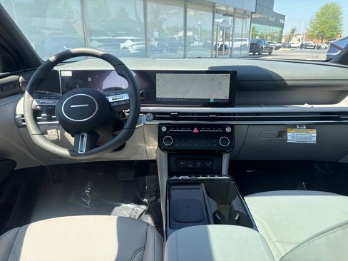 New 2026 Hyundai Tucson Limited image 14