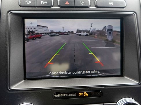 Used 2020 Ford Expedition XLT w/ Equipment Group 202A image 19