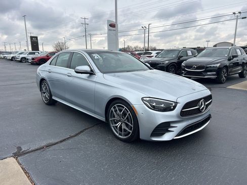 Used 2021 Mercedes-Benz E 350 Sedan image 24