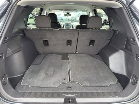 Used 2022 Chevrolet Equinox LT image 35