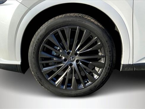 Used 2023 Lexus RX 350 w/ Accessory Package (2T) image 8