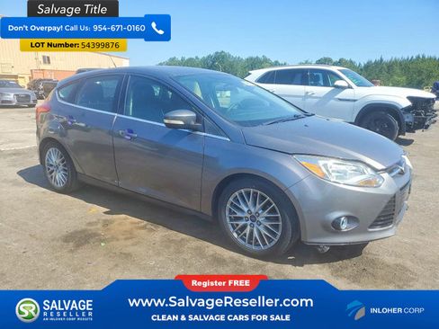 Used 2014 Ford Focus Titanium FWD image 5