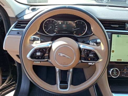 Used 2022 Jaguar F-PACE S image 20