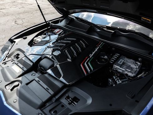 Used 2024 Lamborghini Urus Performante image 62