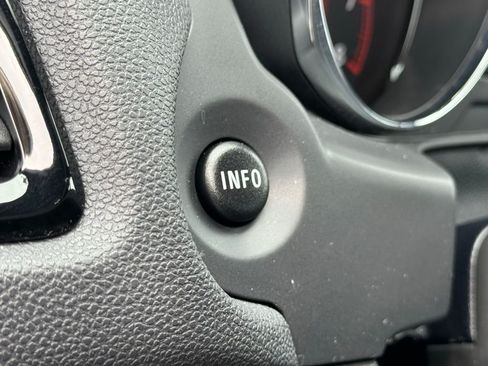 Used 2025 Mitsubishi Outlander Sport AWD image 18