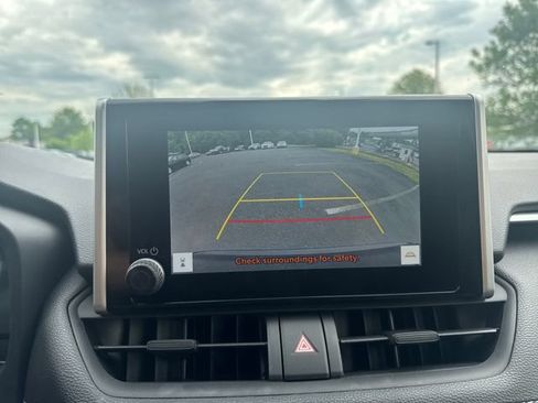 Used 2025 Toyota RAV4 XLE w/ Weather Package AWD/4WD image 16