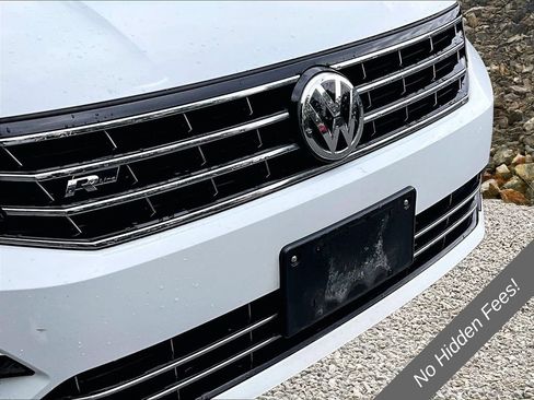 Used 2017 Volkswagen Passat 1.8T R-Line FWD image 24