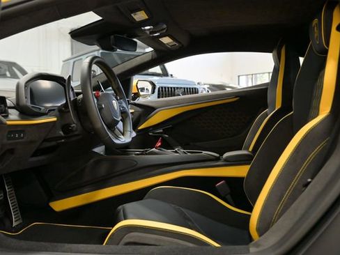 Used 2024 Lamborghini Revuelto AWD/4WD image 37