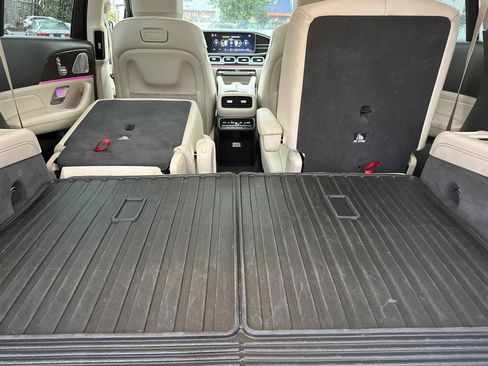 Used 2020 Mercedes-Benz GLS 450 4MATIC image 34