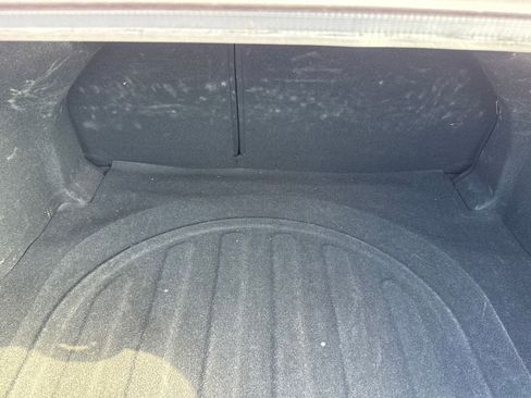 Used 2025 Hyundai Elantra SEL FWD image 31