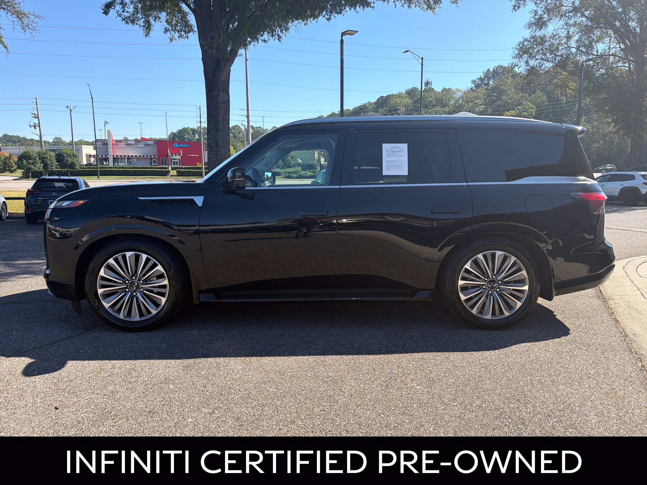 Certified 2026 INFINITI QX80 Luxe RWD image 7