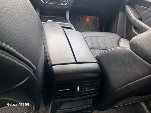 Used 2015 Mercedes-Benz GL 450 4MATIC w/ Parking Assist Package image 28