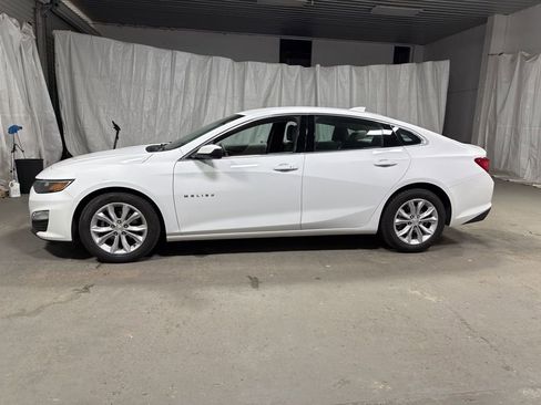 Used 2023 Chevrolet Malibu LT w/ Driver Confidence Package FWD image 4