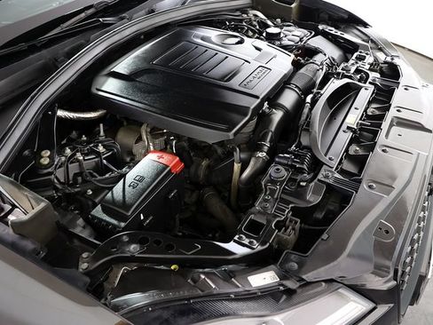 Used 2022 Jaguar F-PACE S AWD/4WD image 36