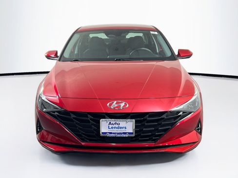 Used 2023 Hyundai Elantra SEL w/ Convenience Package FWD image 2