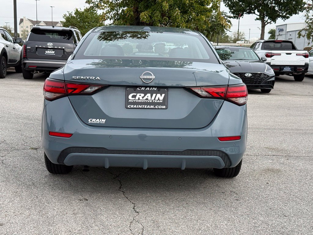 Used 2025 Nissan Sentra SV FWD image 6