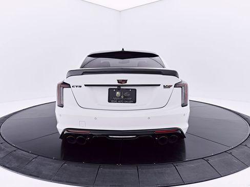Used 2024 Cadillac CT5 V Blackwing w/ Driver Assist Package RWD image 17