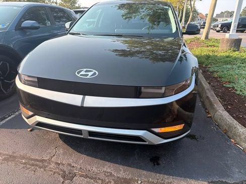 Used 2024 Hyundai Ioniq 5 SEL RWD image 4