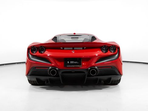 Certified 2022 Ferrari F8 Tributo RWD image 9