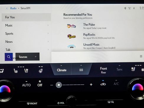 Used 2024 Lexus RX 500h F Sport w/ Cold Area Package image 22